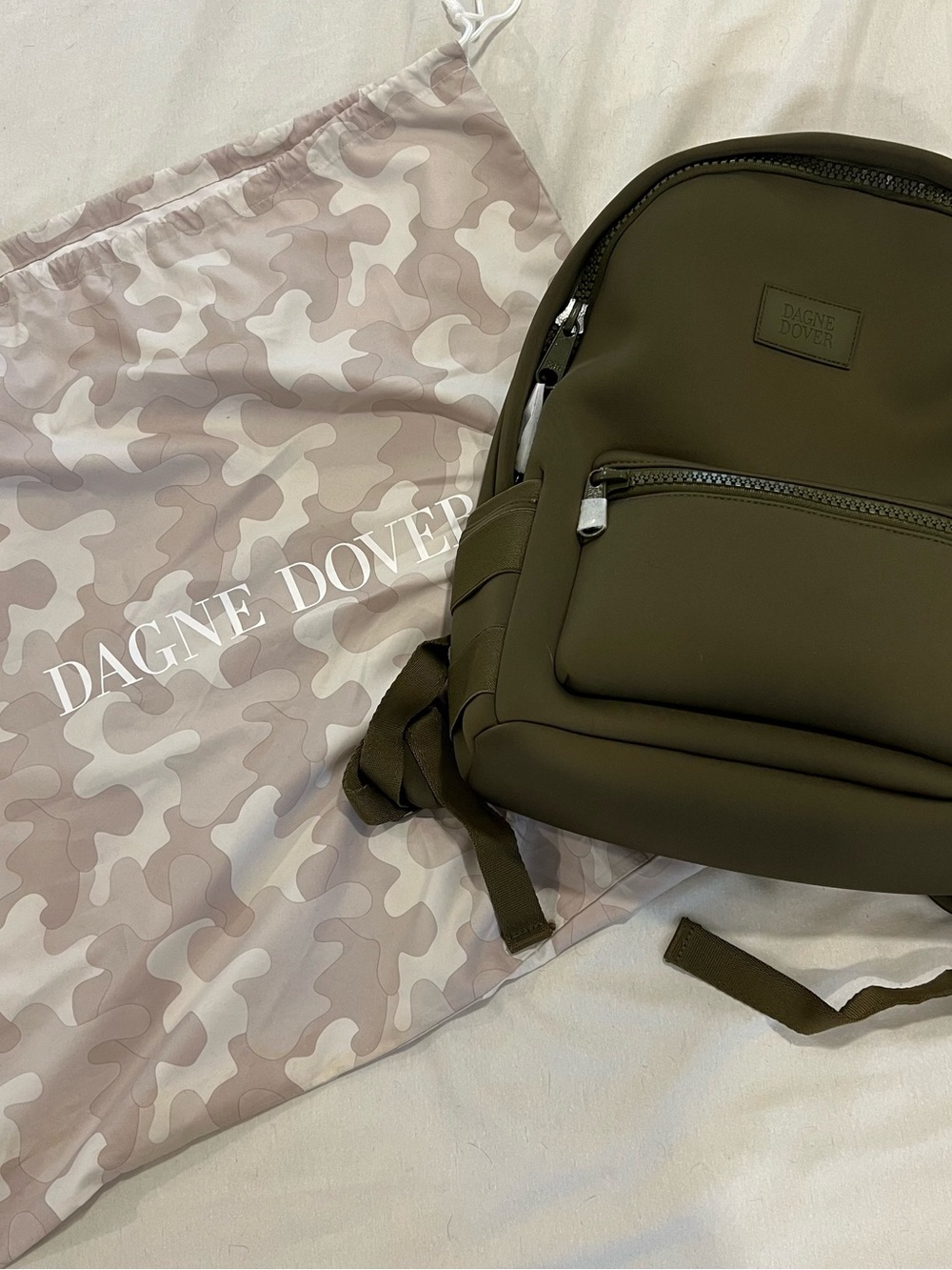 Dagne Dover Dakota Medium Backpack in Dark Moss - Picture 4 of 9